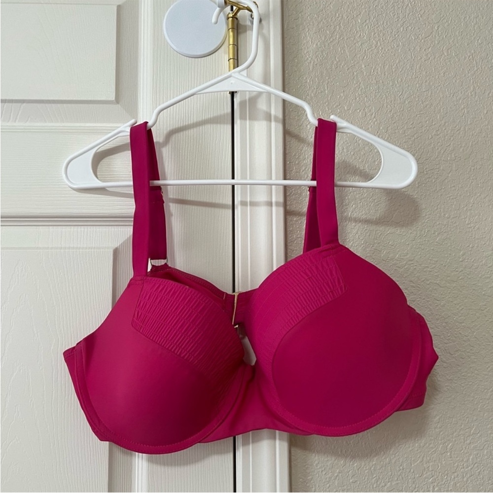 LIKE NEW Time and Tru Pink Swim Top with Underwire and Adjustable Straps - 1X